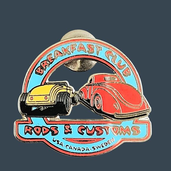 Breakfast Club Rods & Customs Pin USA Canada Sweden Classic Cars Badge - Picture 1 of 3